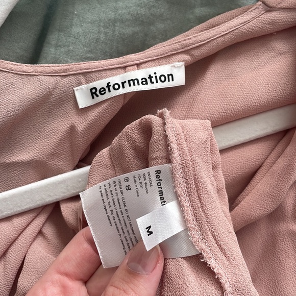 Reformation Winslow Dress in Blush - Picture 6 of 7